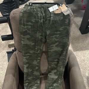 Boys's Camouflage Cargo Pants